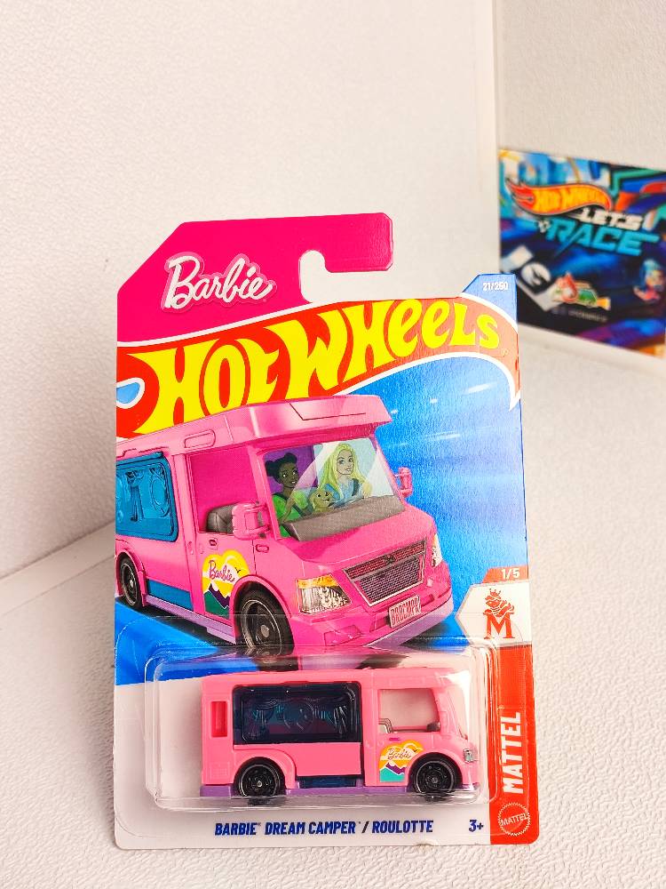 ماشین هات ویلز  BARBIE DREAM CAMPER / ROULOTTE