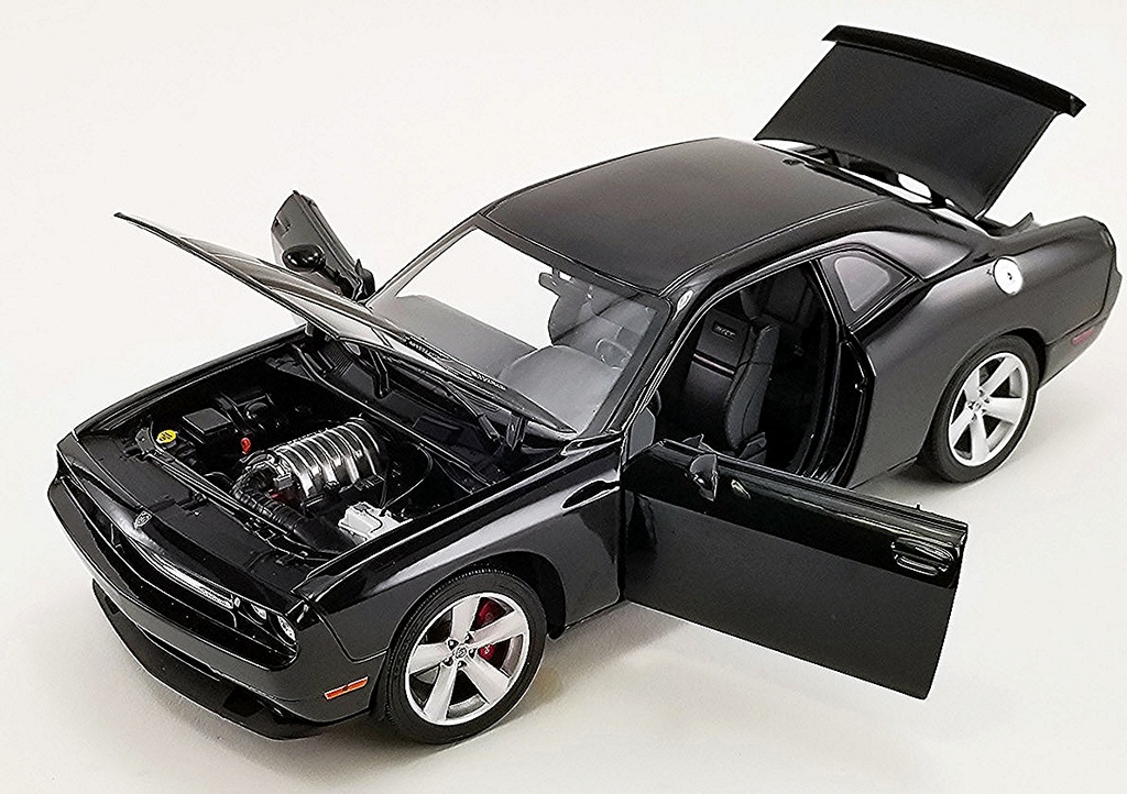 ماشین کلکسیونی 2010 Dodge Challenger SRT8 دوج چلنجر