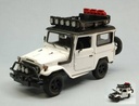 ماشین Toyota FJ40 Land Cruiser تویوتا لندکروزر