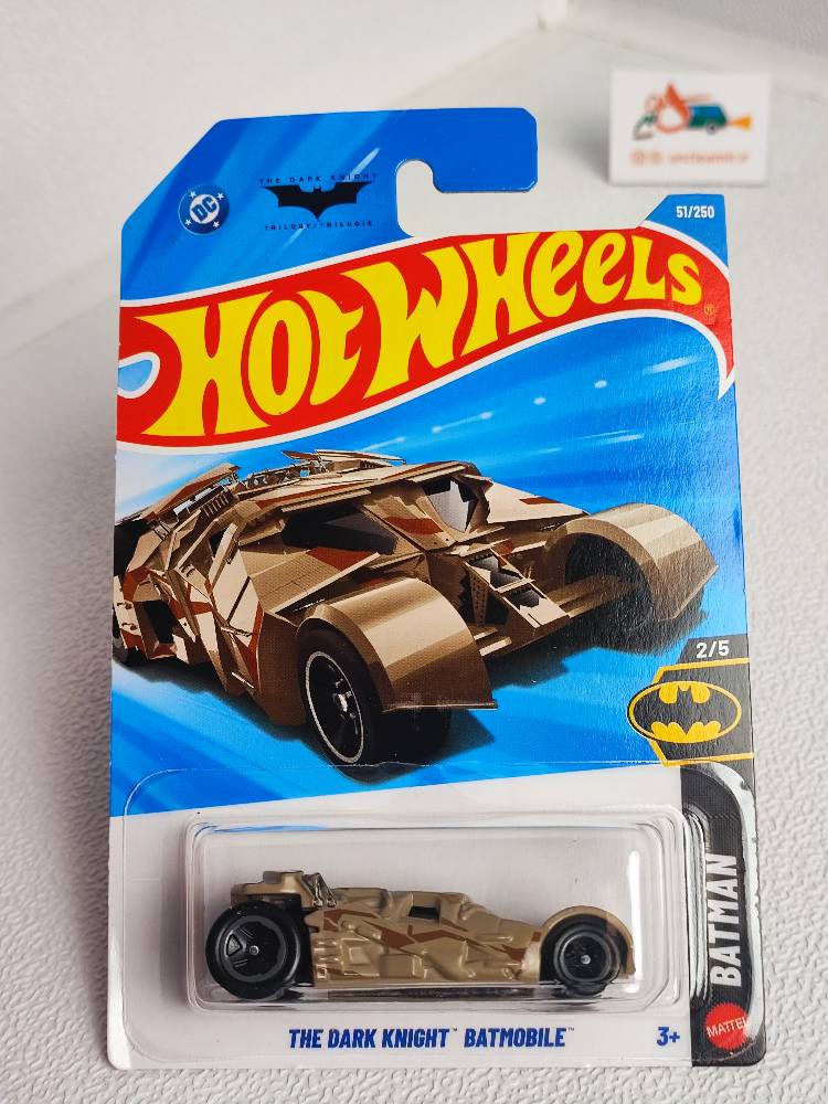 ماشین هات ویلز رو کارتی THE DARK KNIGHT BATMOBILE