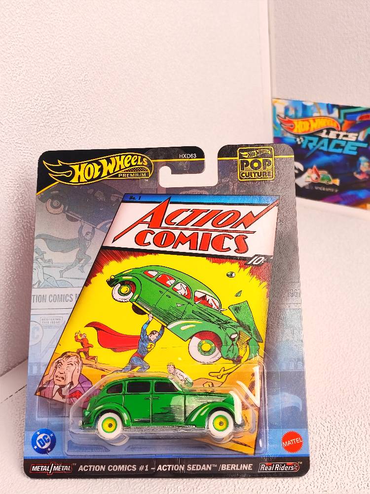 ماشین هات ویلز رو کارتی ACTION COMICS #1 - ACTION SEDAN/BERLINE